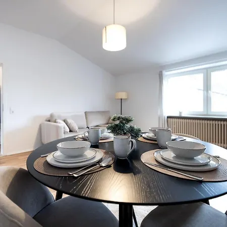 Ferienwohnung Superior! Nespresso - Kueche - Prime - Parkplatz Duisburg Exterior foto